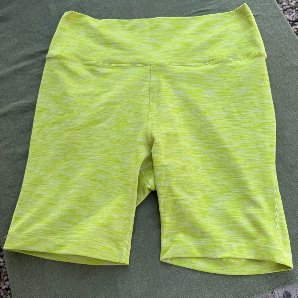 Outdoor Voices Flow 7" Shorts